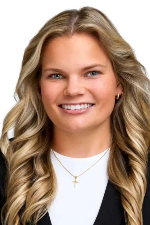 Alexis Williams
Associate